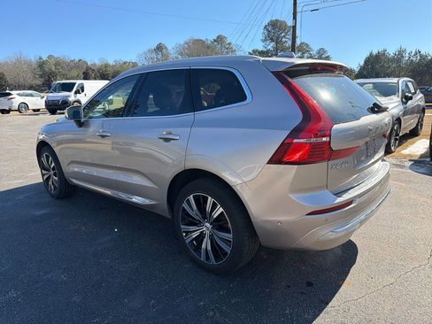 Certified 2023 Volvo XC60 B5 Plus w/ Protection Package Premier image 3