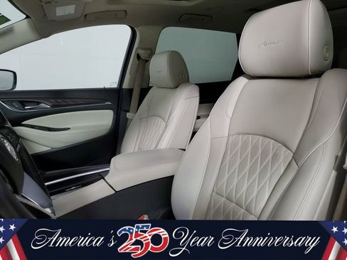 Used 2023 Buick Enclave Avenir w/ Avenir Technology Package AWD/4WD image 24