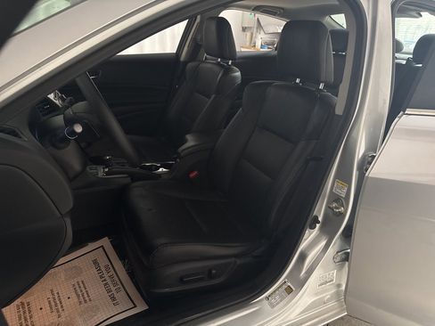 Used 2013 Acura ILX w/ Premium Package image 21