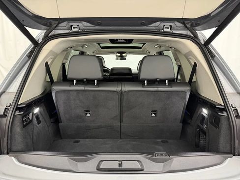 Used 2023 BMW X7 xDrive40i w/ Premium Package AWD/4WD image 57
