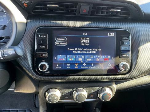 Certified 2023 Nissan Kicks SV w/ Interior Electronics Package image 16