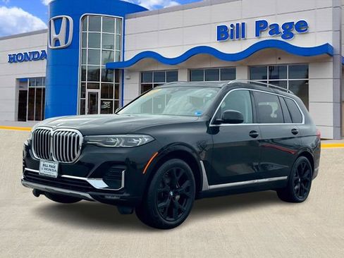 Used 2022 BMW X7 xDrive40i w/ Premium Package AWD/4WD image 2