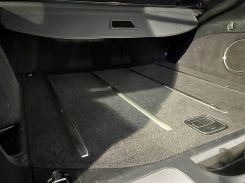 Used 2017 Jeep Grand Cherokee SRT image 6