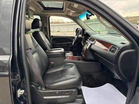 Used 2012 Chevrolet Tahoe LTZ image 43