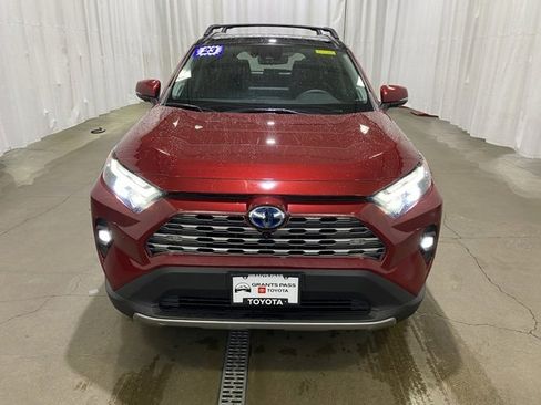 Used 2023 Toyota RAV4 Limited image 8