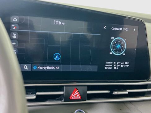 Used 2023 Hyundai Elantra SEL w/ Convenience Package FWD image 13