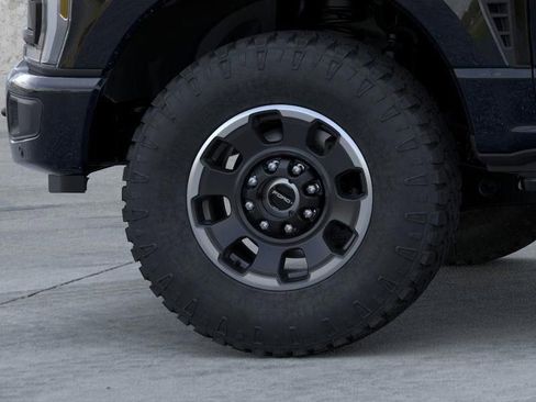 New 2025 Ford F250 Platinum w/ Tremor Off-Road Package image 19