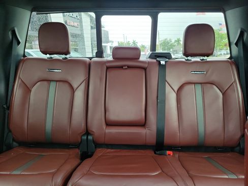 Used 2022 Ford F350 Platinum image 16