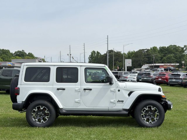 New 2026 Jeep Wrangler Unlimited Sahara w/ Safety Group AWD/4WD image 7