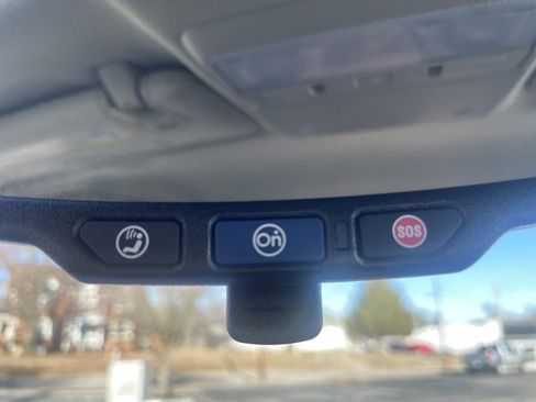 Used 2022 Buick Encore Preferred w/ Safety Package image 25