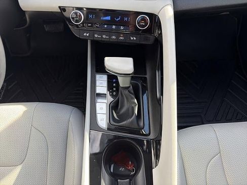 Used 2023 Hyundai Elantra Limited w/ Cargo Package image 22