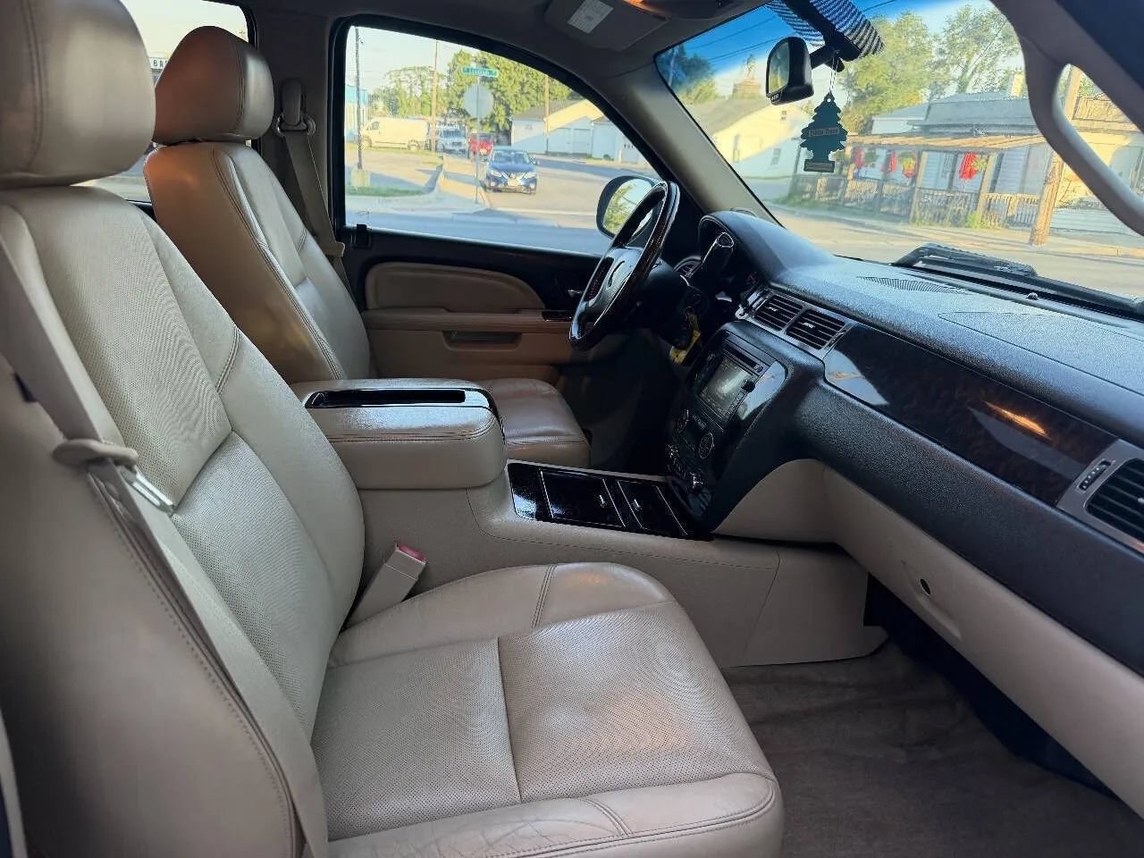 Used 2011 GMC Sierra 1500 Denali AWD/4WD image 37