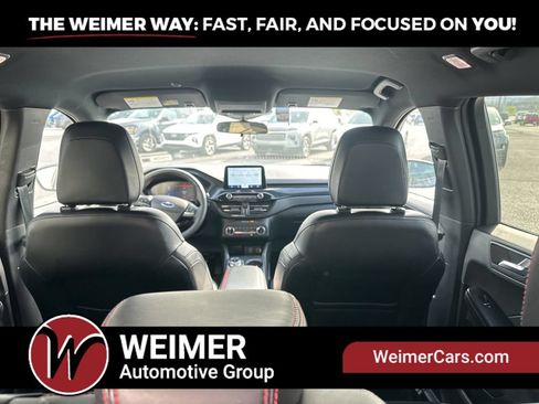 Used 2025 Ford Escape ST-Line Select AWD/4WD image 30