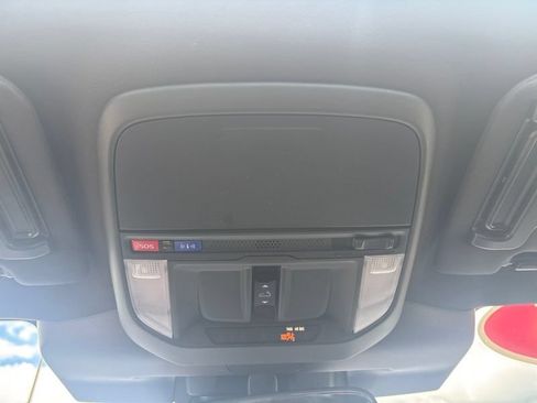 Used 2025 Subaru Forester Limited AWD/4WD image 45