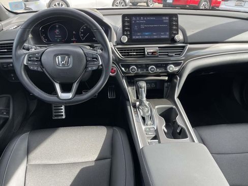 Used 2022 Honda Accord Sport image 14