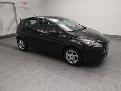 Used 2018 Ford Fiesta SE image 11