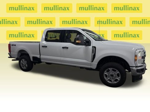 New 2026 Ford F250 XLT image 2