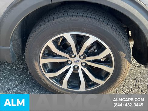 Certified 2025 Ford Explorer ST-Line AWD/4WD image 24