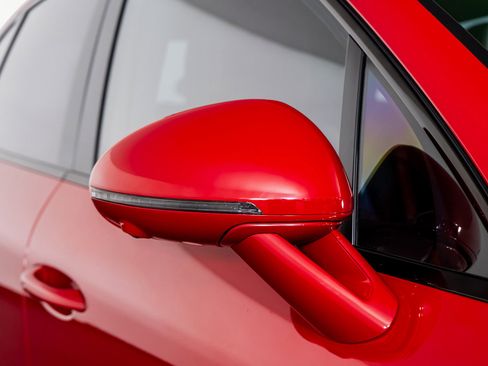 Used 2024 Porsche Macan GTS image 27