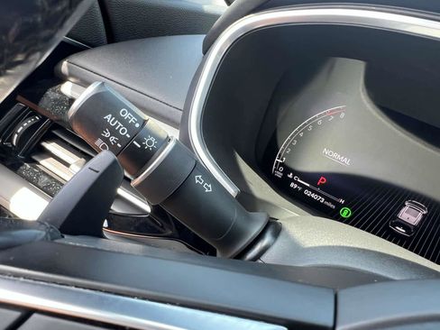 Used 2023 Acura MDX SH-AWD w/ Technology Package image 32