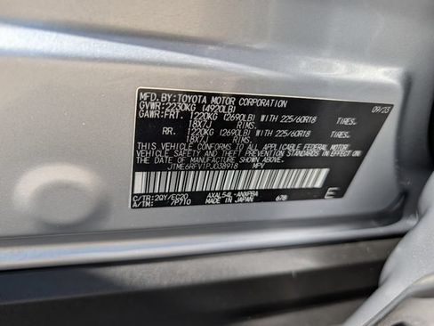 Used 2023 Toyota RAV4 XSE AWD/4WD image 37