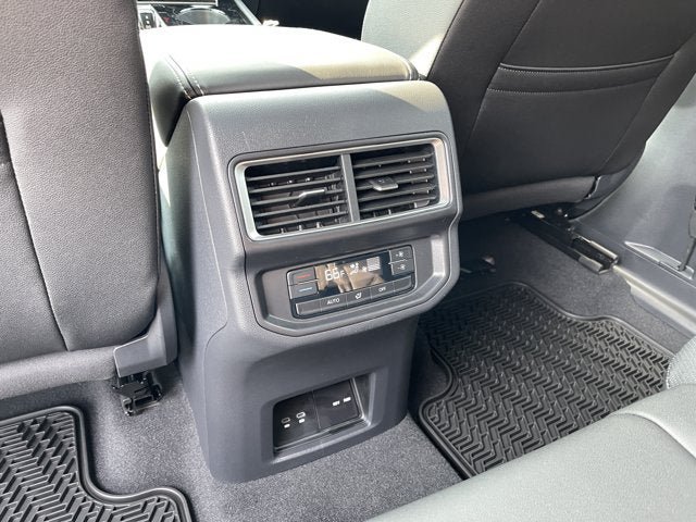 New 2026 Volkswagen Atlas SE FWD image 18