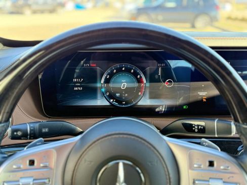 Used 2019 Mercedes-Benz S 560 4MATIC Sedan image 20