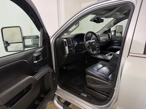 Used 2016 Chevrolet Silverado 2500 LTZ w/ Duramax Plus Package AWD/4WD image 9