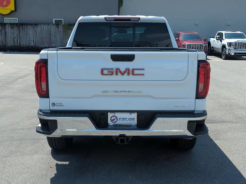 Used 2025 GMC Sierra 1500 SLT w/ SLT Premium Package AWD/4WD image 5