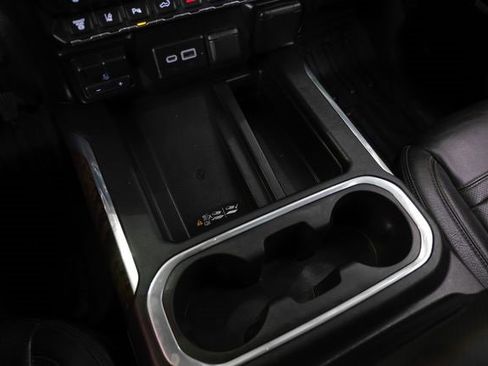 Used 2021 GMC Sierra 2500 Denali w/ Denali Ultimate Package image 27