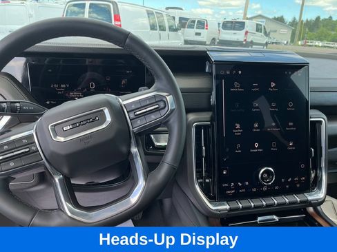 Used 2026 GMC Yukon Denali w/ Sun & Power Step Package AWD/4WD image 13