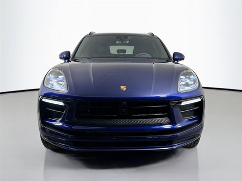Certified 2026 Porsche Macan AWD/4WD image 10