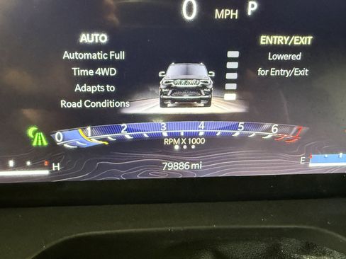 Used 2022 Jeep Grand Cherokee Overland w/ Adv Protech Group III AWD/4WD image 9