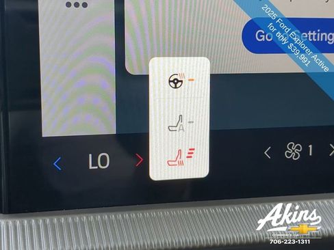 Used 2025 Ford Explorer Active w/ Active Comfort Package image 23