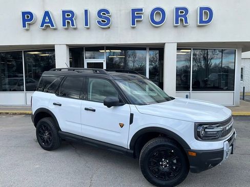 Used 2025 Ford Bronco Sport Badlands image 1