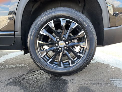 New 2026 Chevrolet Traverse LT w/ Sun and Wheel Package image 10