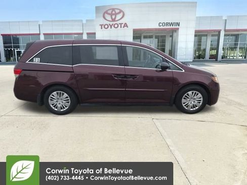 Used 2014 Honda Odyssey LX image 30
