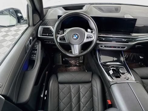 Used 2026 BMW X7 xDrive40i AWD/4WD image 24