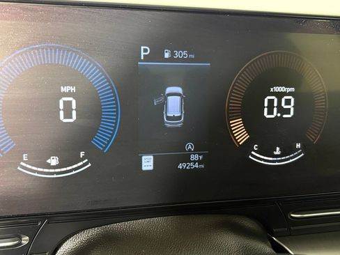 Used 2024 Hyundai Kona SE FWD image 22