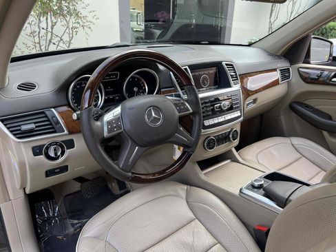 Used 2013 Mercedes-Benz ML 350 2WD image 3