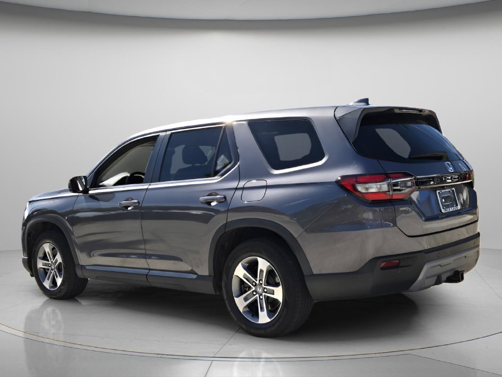 Certified 2025 Honda Pilot EX-L image 8