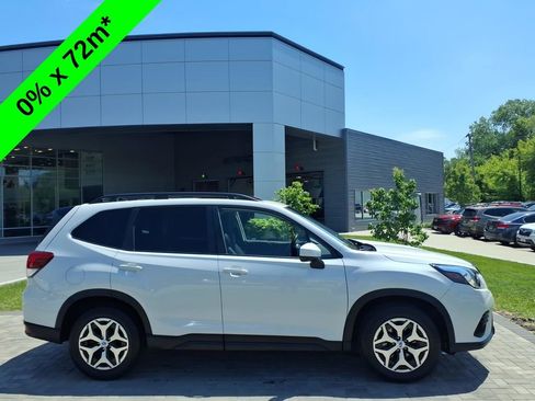 Certified 2024 Subaru Forester Premium AWD/4WD image 8