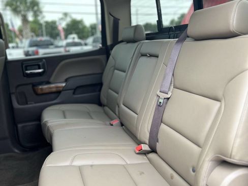 Used 2017 GMC Sierra 1500 SLT w/ SLT Premium Package image 18