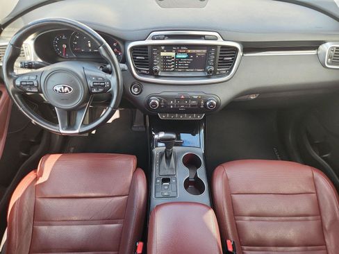 Used 2017 Kia Sorento SX FWD image 21
