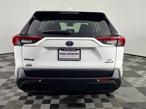 Used 2024 Toyota RAV4 LE image 7