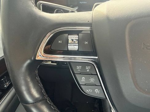 Used 2023 Lincoln Navigator Reserve AWD/4WD image 36