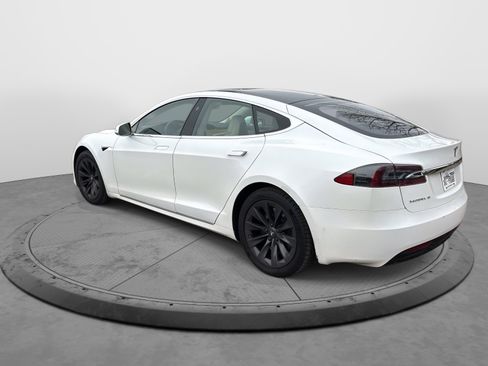 Used 2019 Tesla Model S 100D image 6