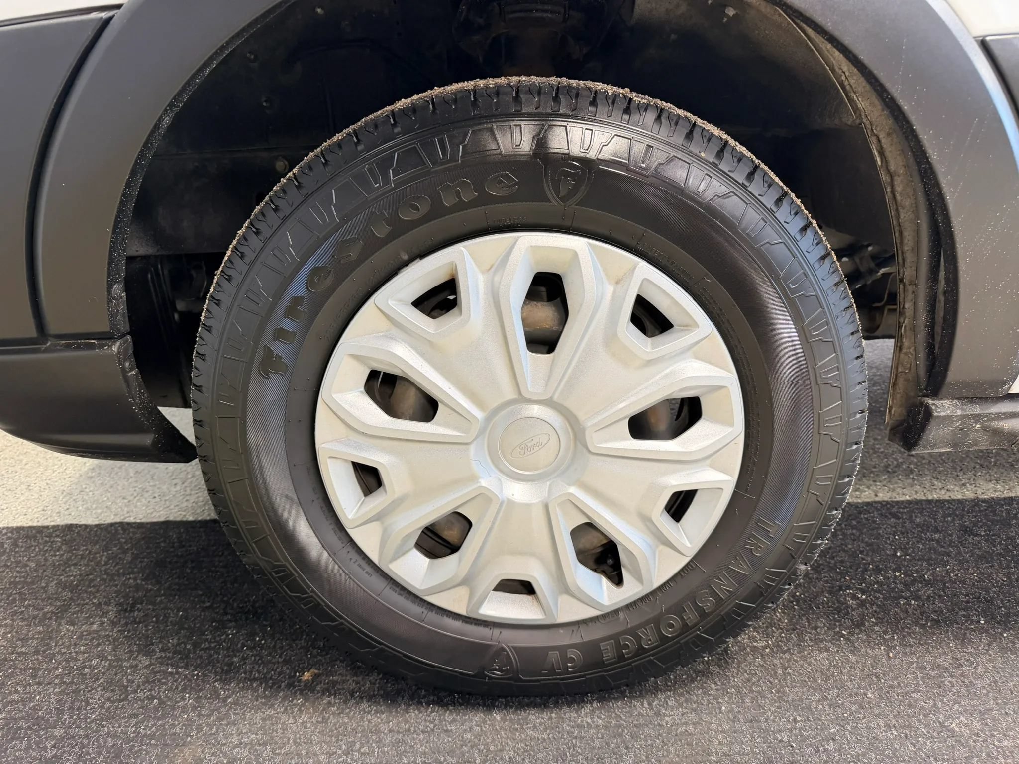 Used 2019 Ford Transit 150 XLT RWD image 16