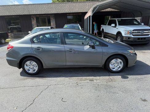 Used 2013 Honda Civic LX image 2