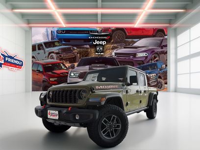 New 2025 Jeep Gladiator Mojave w/ Convenience Group